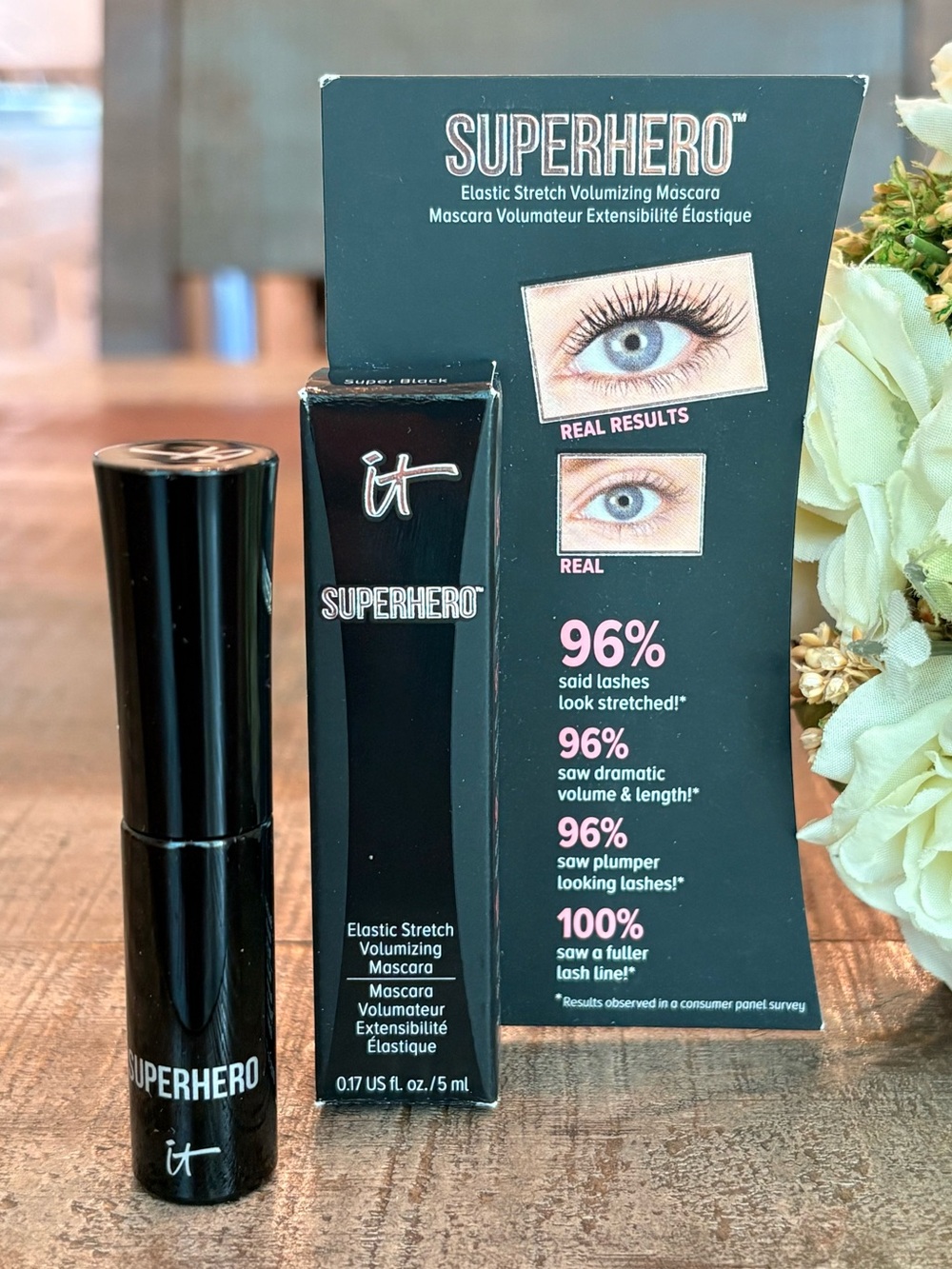 New IT COSMETICS Superhero ELASTIC STRETCH Volumizing MASCARA in SUPER BLACK!